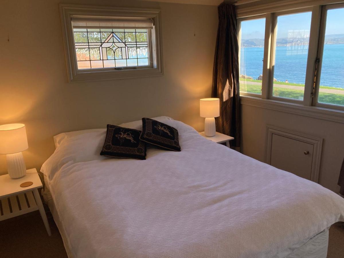 Beachfront Villa Нейпиър Екстериор снимка
